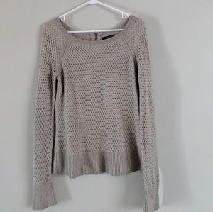 S tan American eagle knit sweater